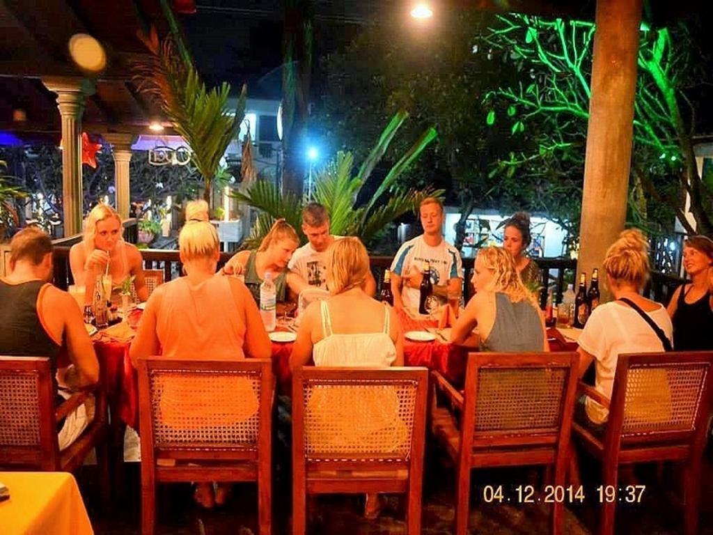 Time N Tide Beach Resort Hikkaduwa Extérieur photo