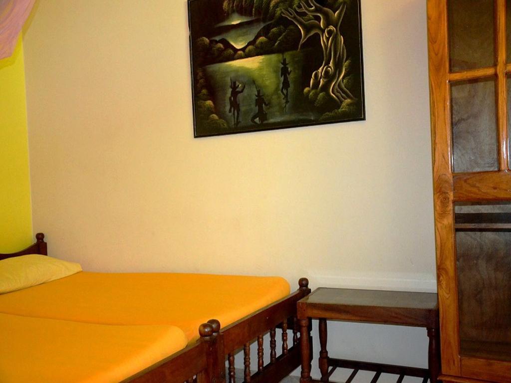Time N Tide Beach Resort Hikkaduwa Extérieur photo