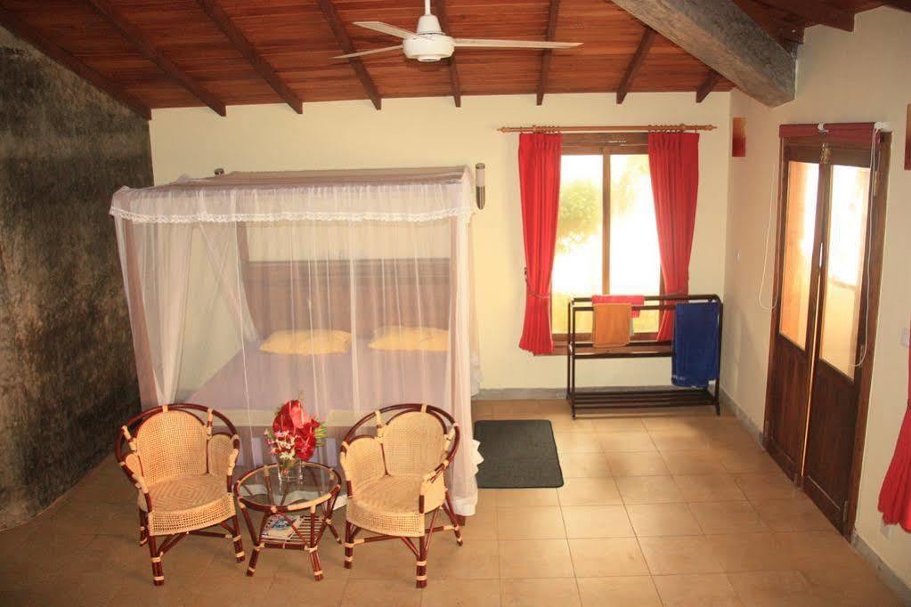 Time N Tide Beach Resort Hikkaduwa Extérieur photo